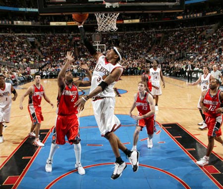 多尔对球员 多尔对球员